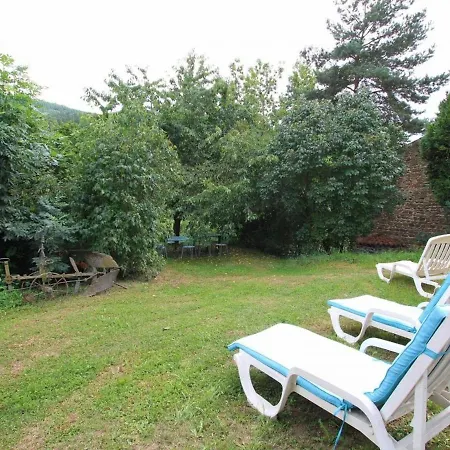 度假居 Gite Rural Avec Cheminee, 3 Chambres, 3 Salles De Bain, Proche Lavoute-chilhac - Fr-1-582-56