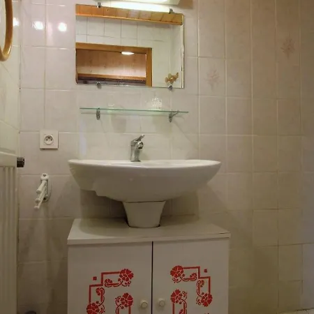 Gite Rural Avec Cheminee, 3 Chambres, 3 Salles De Bain, Proche Lavoute-chilhac - Fr-1-582-56 Saint-Cirgues (Haute-Loire)