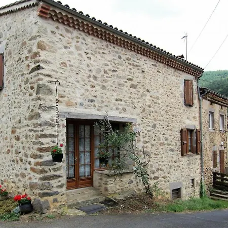 度假居 Gite Rural Avec Cheminee, 3 Chambres, 3 Salles De Bain, Proche Lavoute-chilhac - Fr-1-582-56 Saint-Cirgues (Haute-Loire)